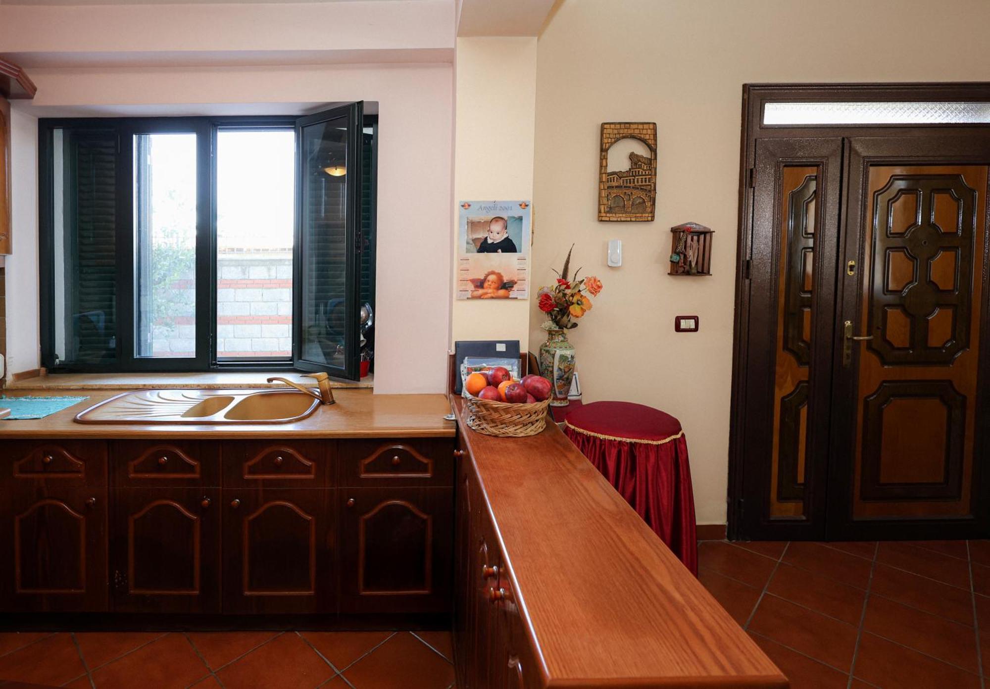Casa La Pieve Acomodação com café da manhã Berati Exterior foto